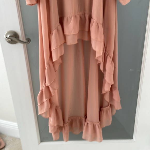 REHAB High-low ruffle peach dress - Picture 4 of 7